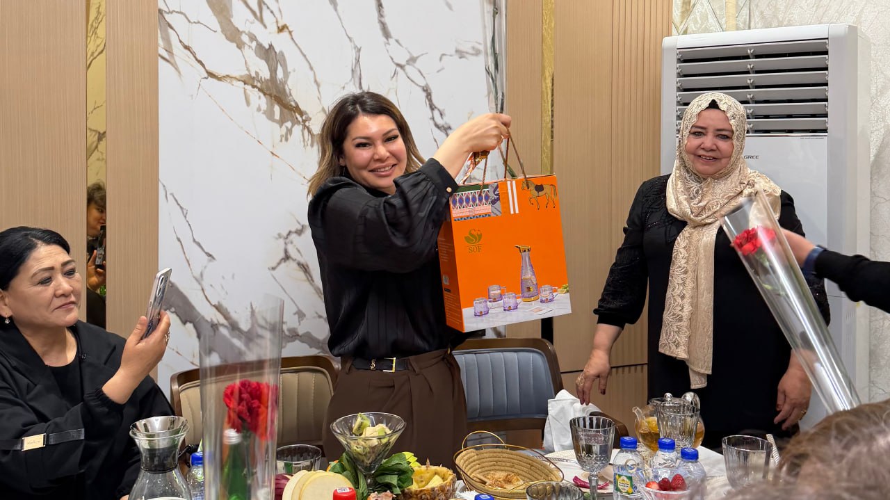 8-mart — Xalqaro xotin-qizlar bayrami munosabati bilan Trust Standart Eco kompaniyasida samarali mehnat qilib kelayotgan bir guruh ayol xodimalar e’tirof etildi. - 4