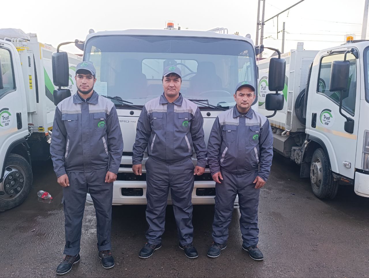 “Trust Standart” kompaniyasi haydovchilari hamda yuklovchilari uchun yangi ishchi formalari taqdim etildi. - 3